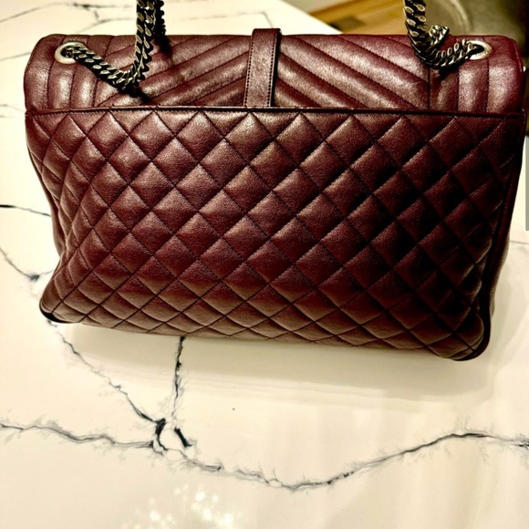Yves Saint Laurent Burgundy Quilted Calfskin Leather - Picture 3 of 8